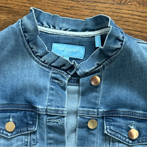 Draper James Women's Ruffle Denim Jean Jacket - Size Small - Picture 3 of 10